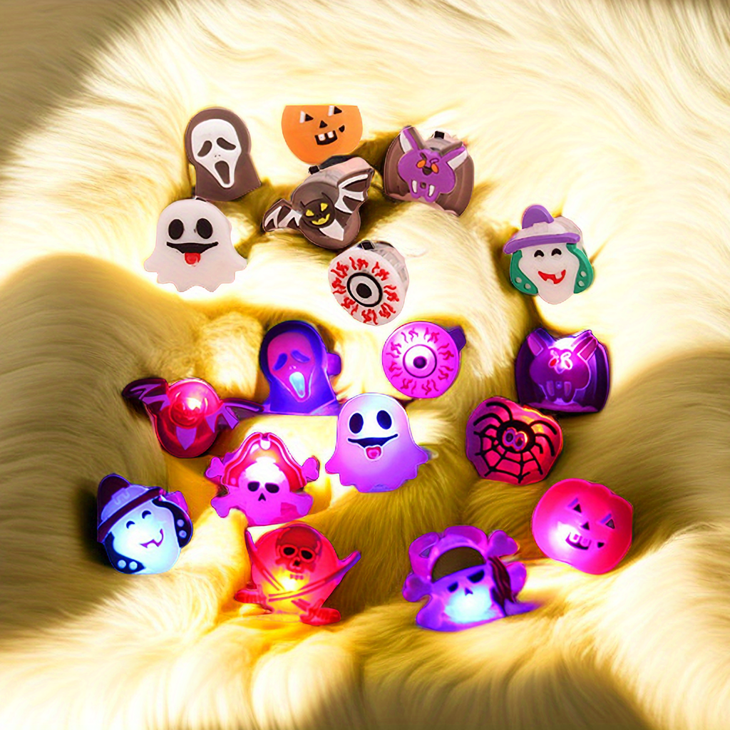 10pcs/20pcs/50pcs Random Color Halloween Christmas Glitter Ring Luminous Ring LED Pumpkin Ghost Head Finger