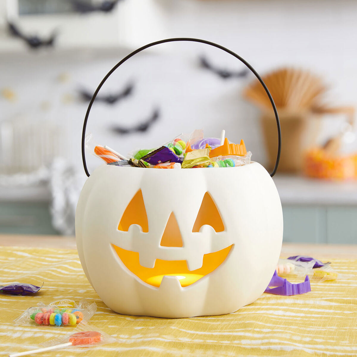 Halloween Decorating Cute Candy Container As Gift-giving For Family And Friend